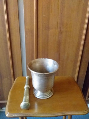 Μπρούτζινο γουδί μεταχειρισμένο, βαρύ 3,3 κιλά, παλιό