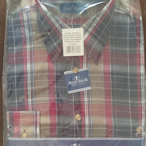 Gianni Feroti shirt brand new, size medium, cotton and polyester