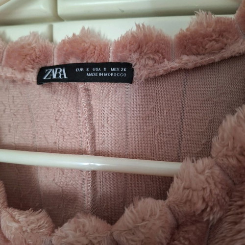 Zara blouse used, fluffy, pink, size S