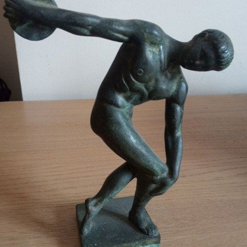 THE DISCUS THROWER OF MYRON***STORAGE ASSEMBLY