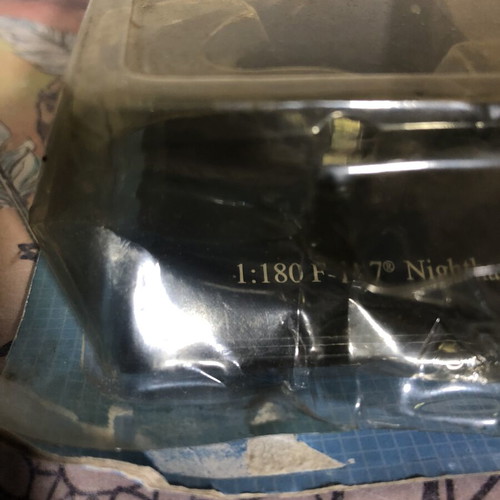 Diecast model aeroplanes jets F-117 Nighthawk and B-2 Spirit like new