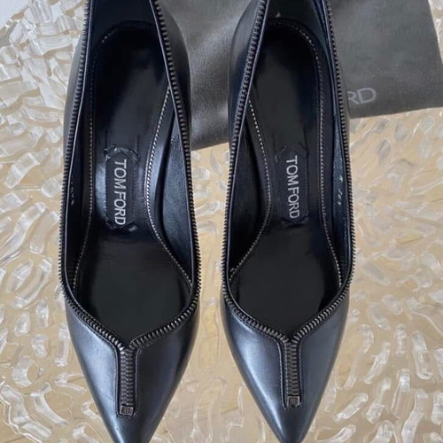 Tom Ford black heels like new, size 36.5