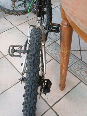 Bereta 1000 bicycle used with front and rear suspension