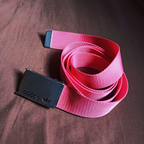 Women's belts used, pack of 7 pieces