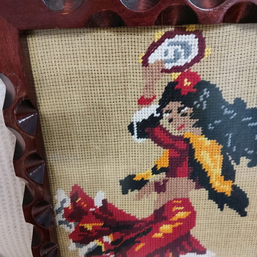 Vintage embroidered dancers paintings on wood like new, set of 2