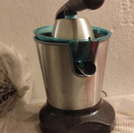Electric juicer