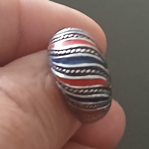 Ring with enamel and 925 silver, like new, 16mm