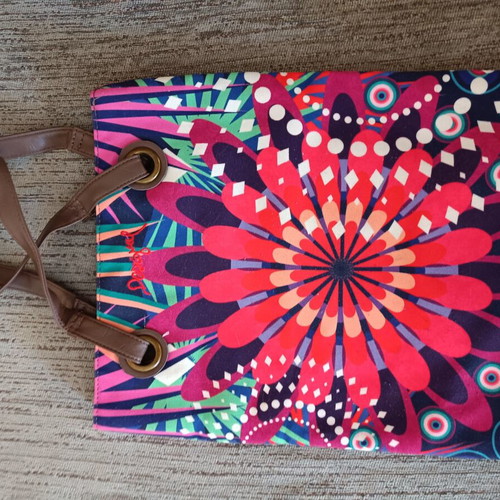 Desigual shoulder bag like new, multicolor