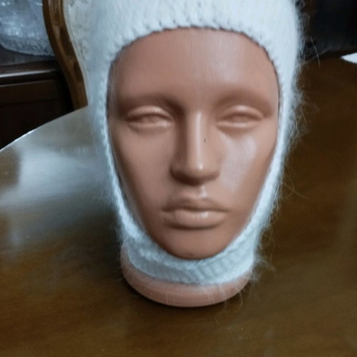 Handmade knit hat angora 100% new, size 52, white