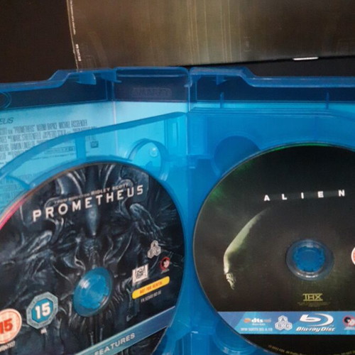 Prometheus to Alien The Evolution Blu-ray set limited edition, like new