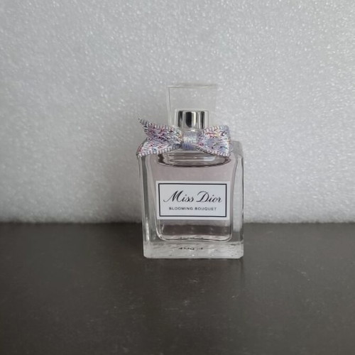 Mini perfumes Yves Saint Laurent Black Opium 7.5ml, Miss Dior Blooming Bouquet 5ml, Chloé 5ml like new
