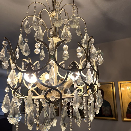 Bulgari crystal ceiling lights used with gold patina, two six-light and one single-light