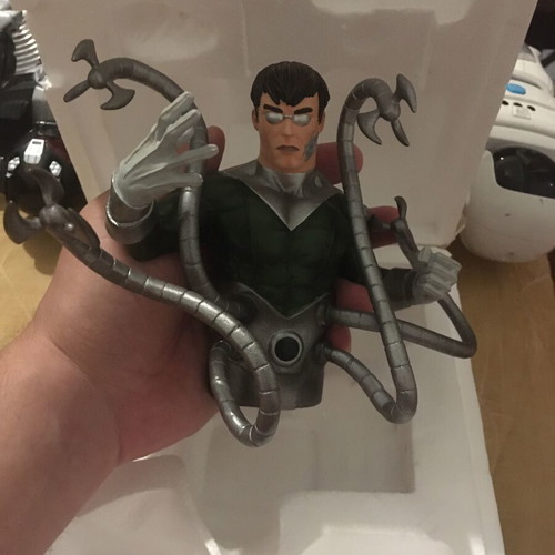 Doctor Octopus Spider-Man Ultimate Bust like new