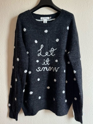 H&M knitted sweater new, grey with Let it snow design, size M