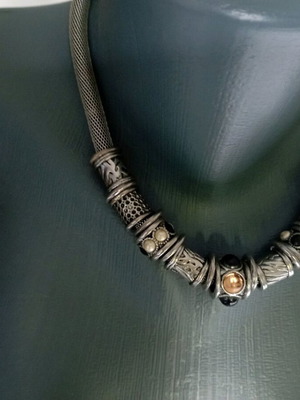 Unique necklace with stones, like new, short, gray
