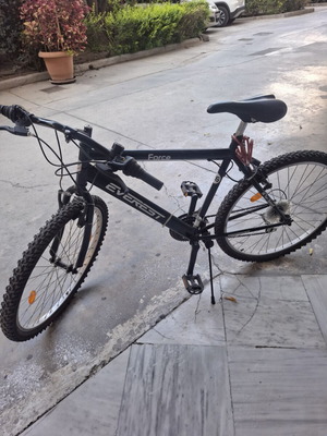 Everest Force mountain bike 26 inch, black