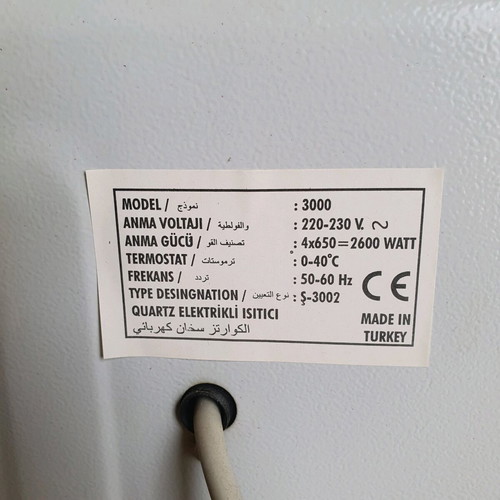 Halogen Heater 2600W with Wheels Like New, White