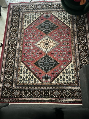 Χαλί ανατολίτικου τύπου μεταχειρισμένο 240x200 εκ. με γεωμετρικό σχέδιο