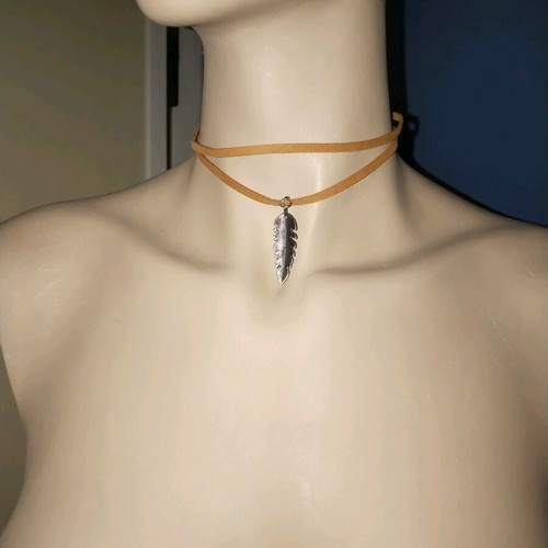 Necklace with brown cord choker and feather new