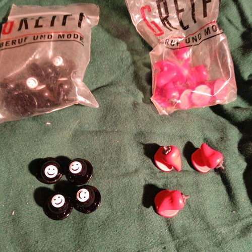 Cooking uniform buttons unused, pack of 2 sets with smile and red pepper