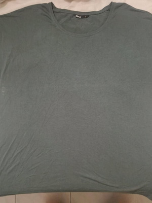 Only short-sleeve blouse used, green, size XL