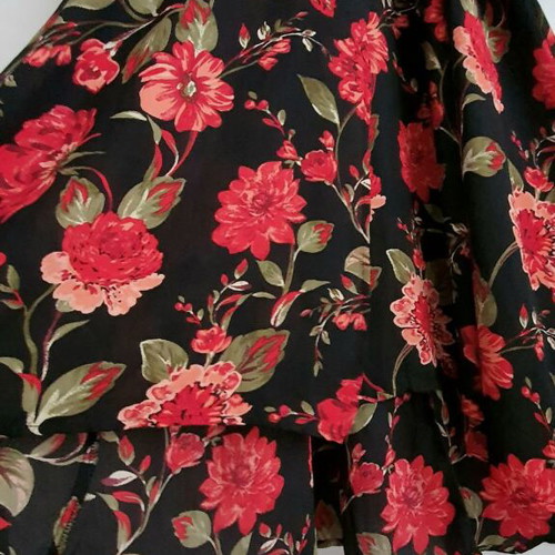 Floral dress new, size S, multicolored