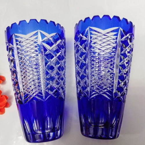 Zegary Vase 18.5 Ekb. Lausitzer/Imperlux cobalt blue White crystal Germany 50'-60'.