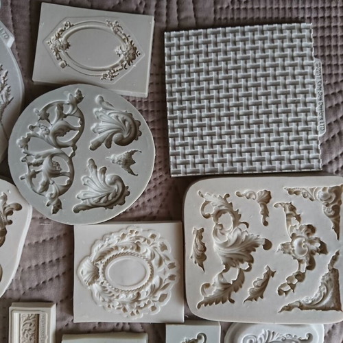 Silicone mold set like new for crafts and decoration