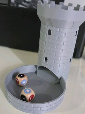 Dice tower like new, height 15cm, disc diameter 10cm