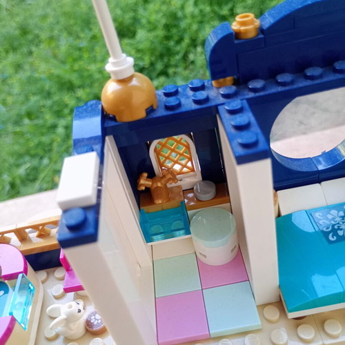Lego Friends Heartlake Grand Hotel used