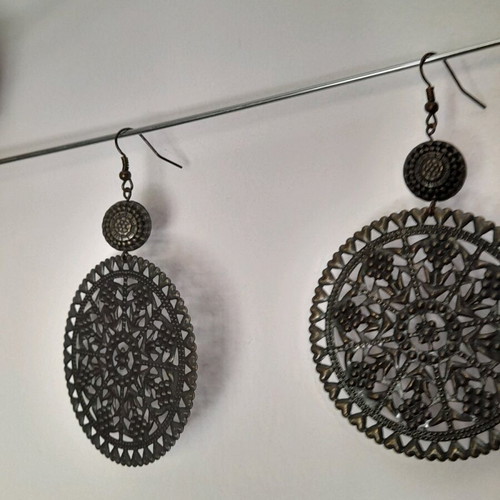 Earrings like new condition