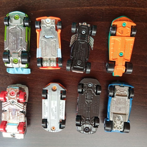 Hot Wheels toy cars pack of 8 like new