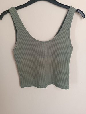 Stradivarius ριμπ cropped τοπ μεταχειρισμένο, χακί πράσινο, μέγεθος S