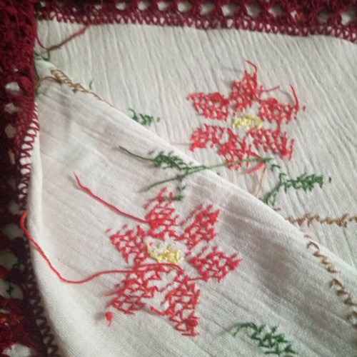 Embroidered tablecloth used, handmade cross-stitch, 1.64m diameter