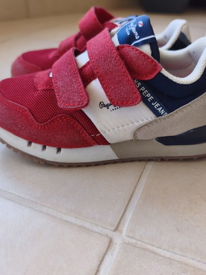 Pepe Jeans kids shoes size 27, like new