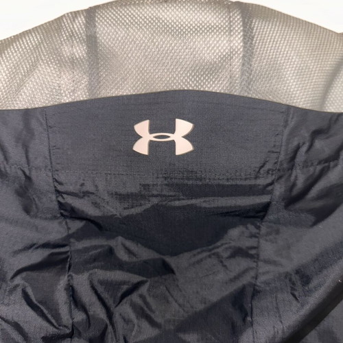 Under Armour women's waterproof jacket size M like new black navy