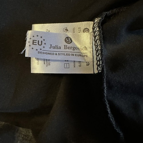 Julia Bergovich women's shirt like new, black, size L
