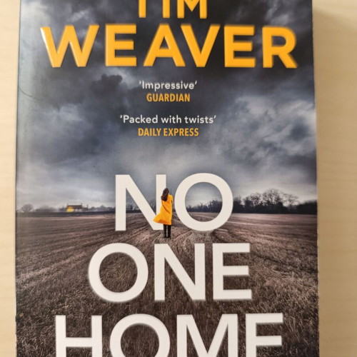 No One Home by Tim Weaver Penguin Books like new, English