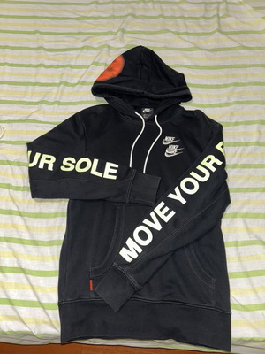 Nike World Tour Graffiti hoodie, size XS, black and white