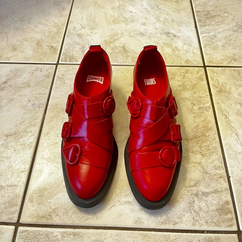Camper Twins women's red leather shoes like new