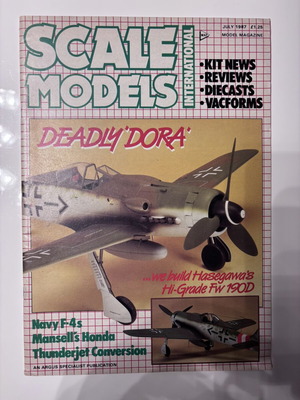Scale Models magazine like new