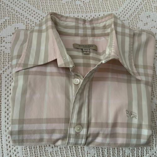 BURBERRY LONDON No S, women's shirt, three-quarter sleeve, elastic fabric. Authentic.
