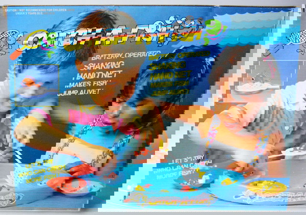 VINTAGE 80's CATCH-A-FISH FISHING ΜΙΚΡΟΙ ΨΑΡΑΔΕΣ ΠΑΛΙΟ ΠΑΙΧΝΙΔΙ ΑΧΡΗΣΙΜΟΠΟΙΗΤΟ !
