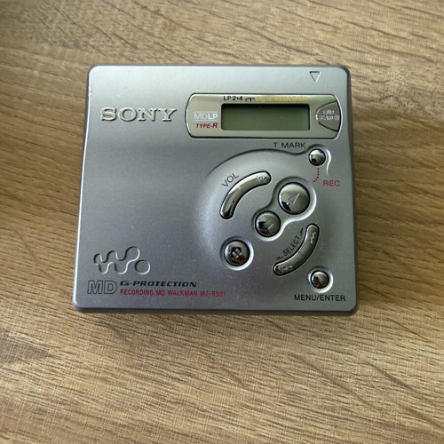 Minidisc lot like new with players and discs
