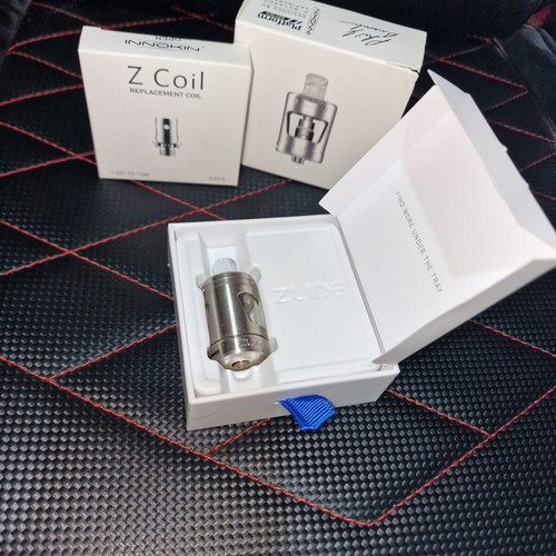 Zlide atomizer used with 5 replacement coils