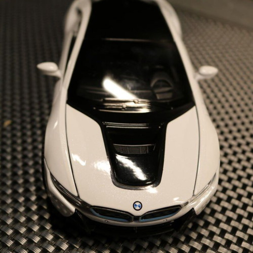 BMW i8 White toy car new with opening doors, light and sound