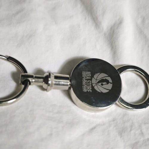 NBA Spalding New York City keychain authentic, like new