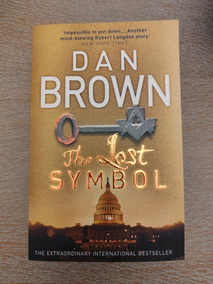 The Lost Symbol by Dan Brown like new, English