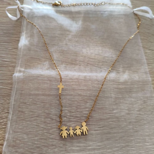 Family Necklace stainless steel gold plated 24K like new