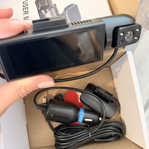 Full HD 1080P Car Dash Cam with 3.16-inch IPS Display